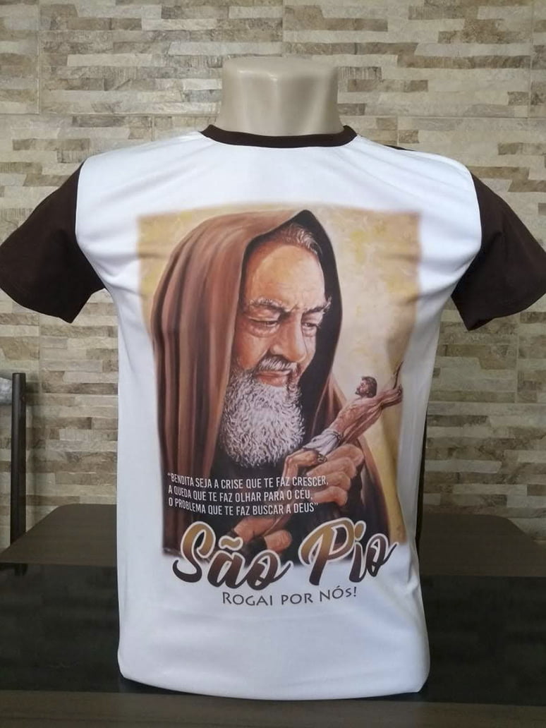 CAMISETA: São Pio (Modelo 2)